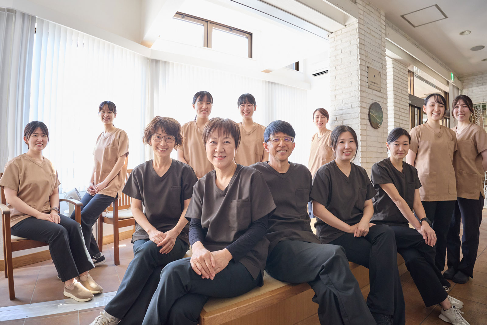 【note更新】自分に合う、を選ぶ医療ウェア｜vol.1｜ユニセックスという選択肢「誰でも」より「自分に合う」を選ぶ医療ウェア